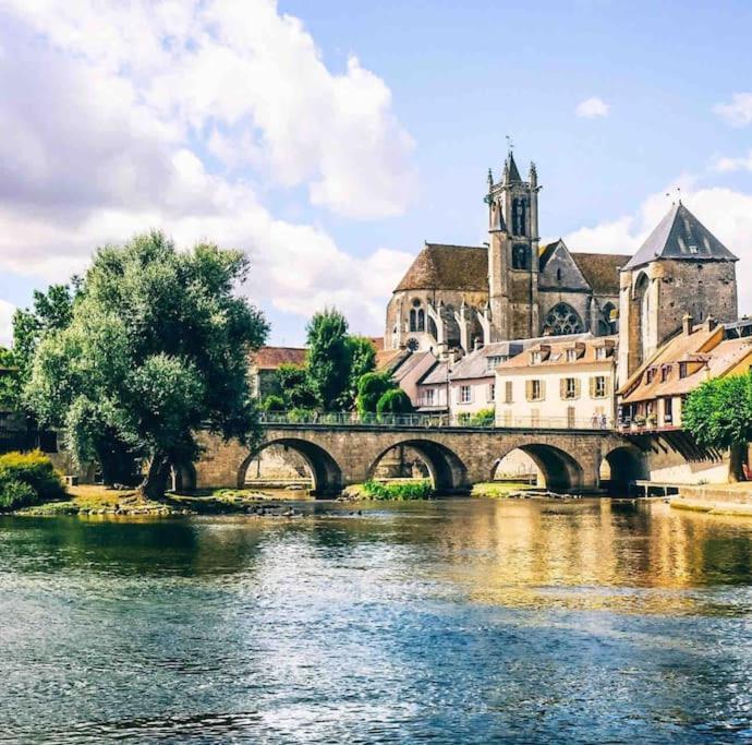 מורה-סור-לואה Beautiful F2 Apartment 5 Stops By Train From Paris מראה חיצוני תמונה